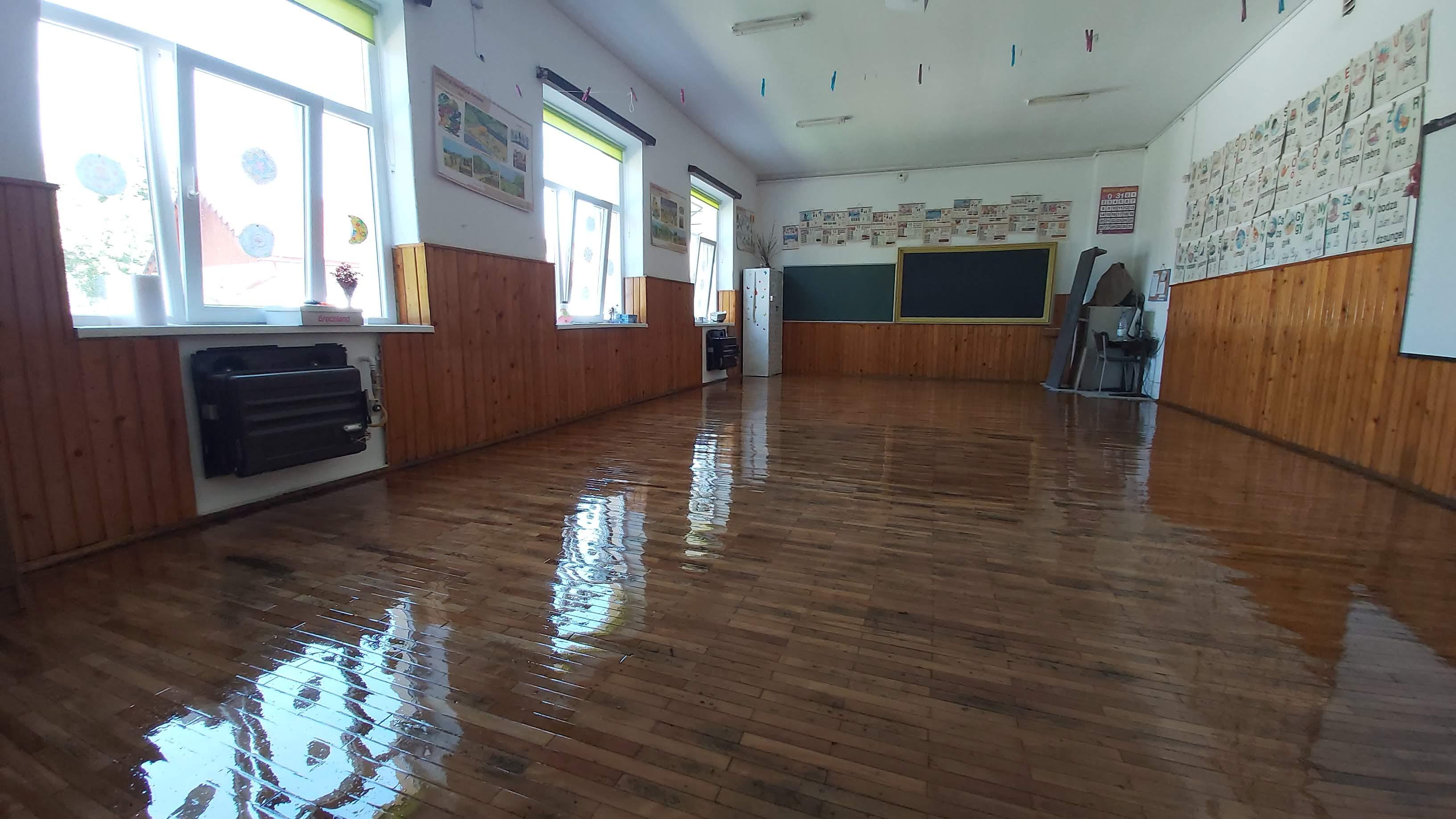 lucrări de pardoselă